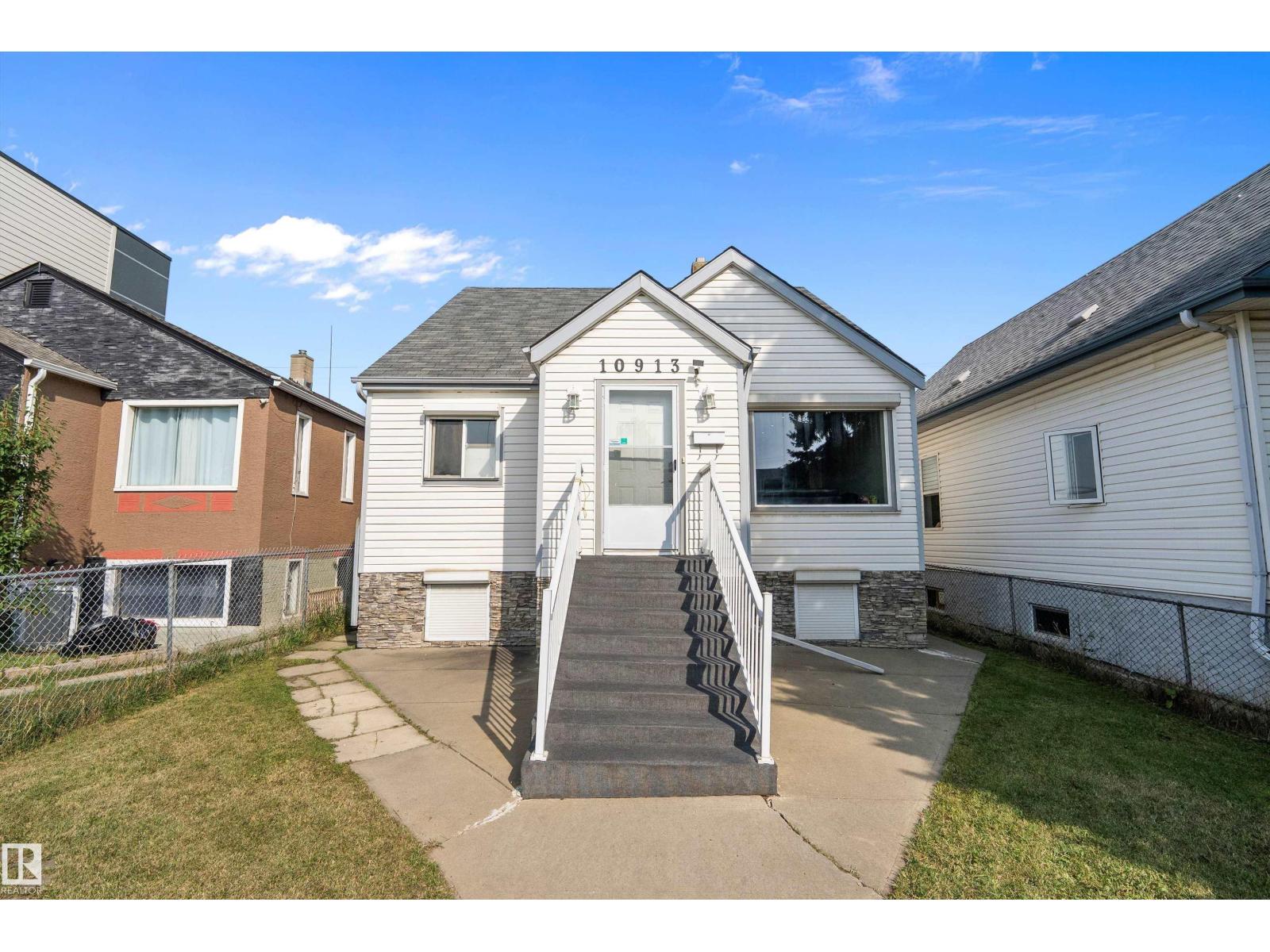 10913 97 ST NW, Edmonton, Alberta