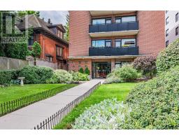 706 - 78 WARREN ROAD, Toronto, Ontario