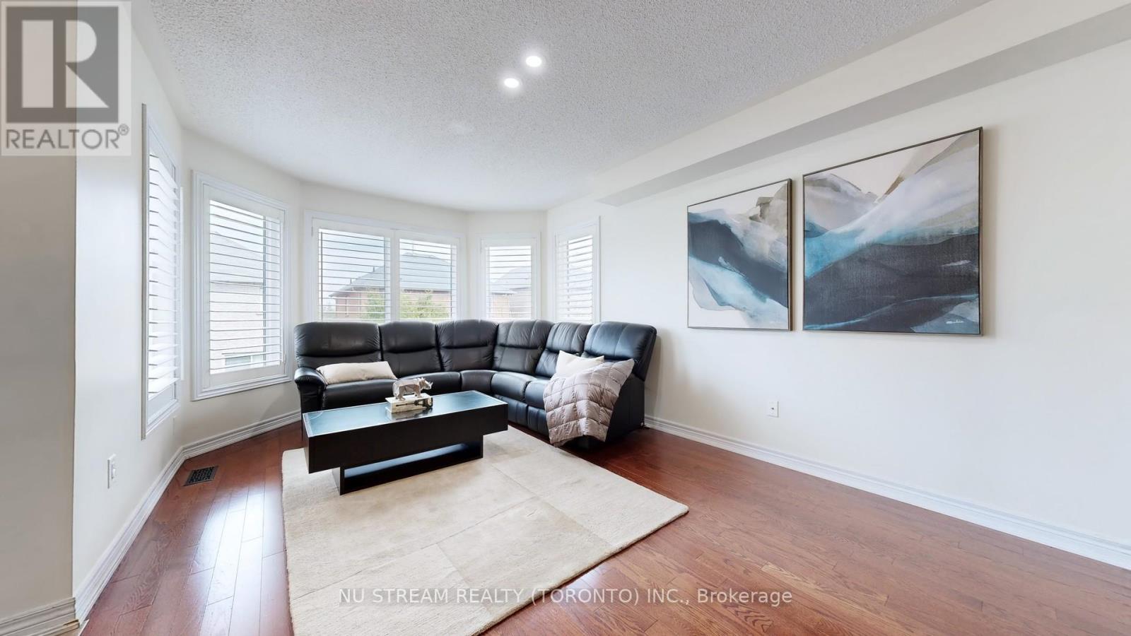 79 Stoyell Drive, Richmond Hill (Jefferson), Ontario  L4E 0M9 - Photo 13 - N12386677