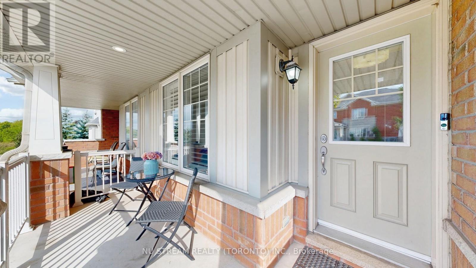 79 Stoyell Drive, Richmond Hill (Jefferson), Ontario  L4E 0M9 - Photo 3 - N12386677