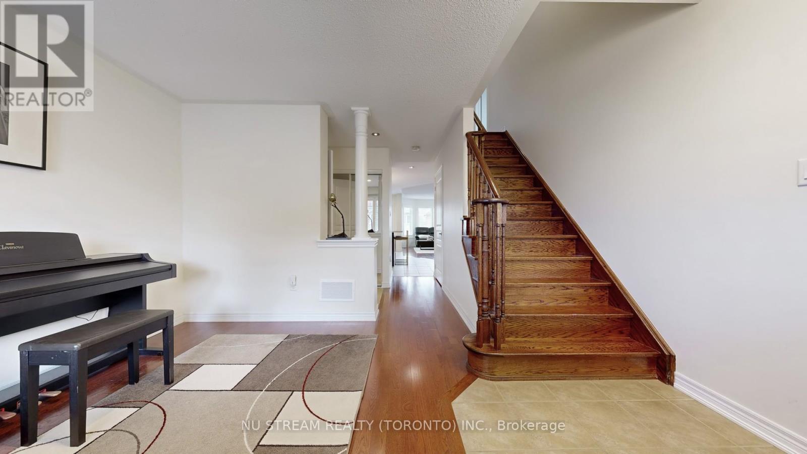 79 Stoyell Drive, Richmond Hill (Jefferson), Ontario  L4E 0M9 - Photo 4 - N12386677