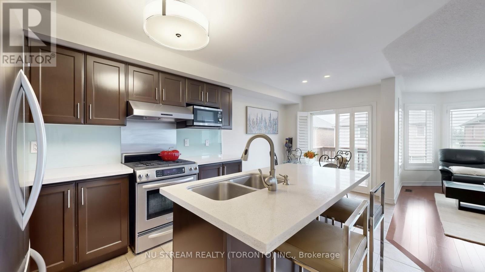 79 Stoyell Drive, Richmond Hill (Jefferson), Ontario  L4E 0M9 - Photo 7 - N12386677