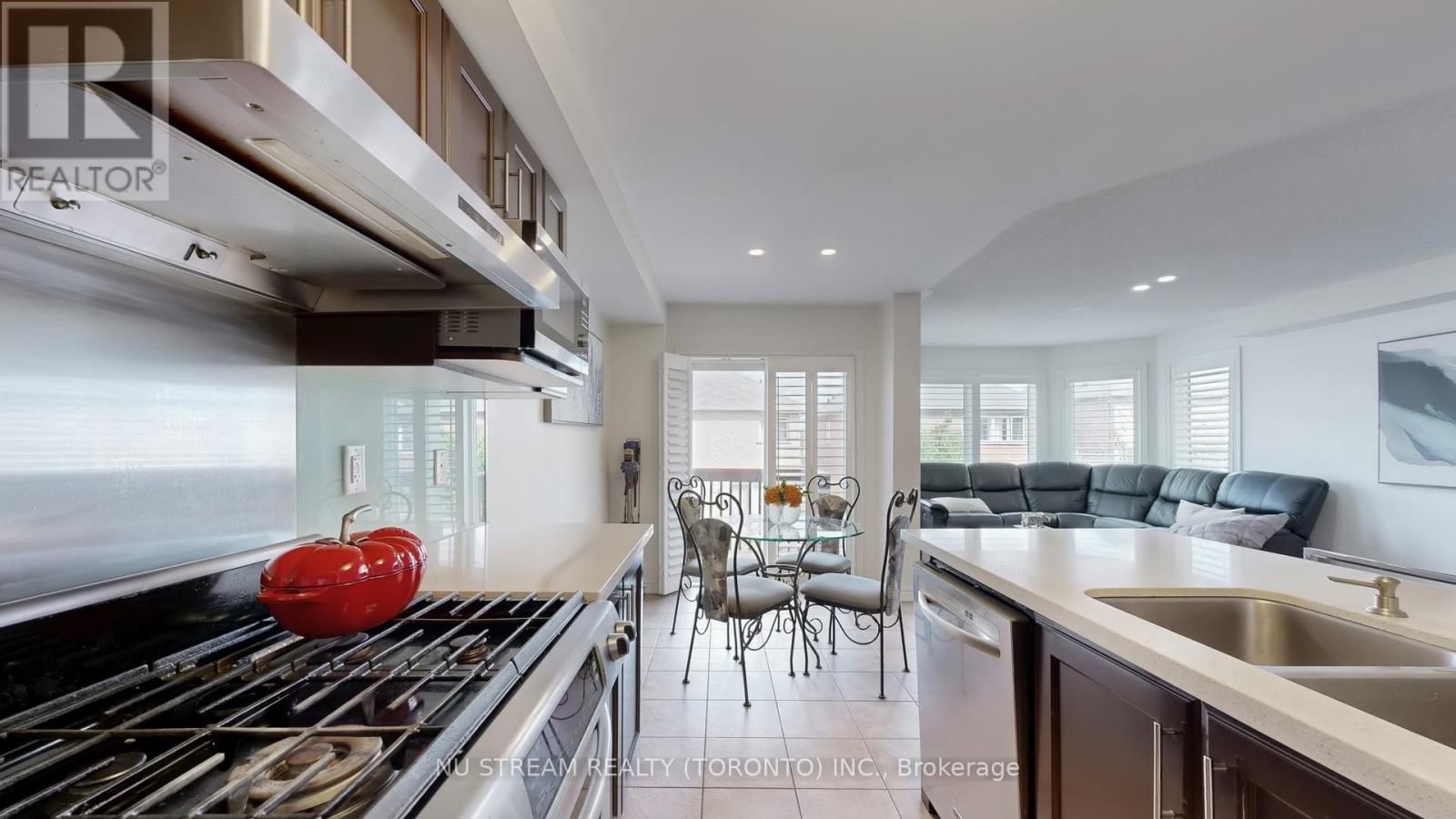 79 Stoyell Drive, Richmond Hill (Jefferson), Ontario  L4E 0M9 - Photo 9 - N12386677