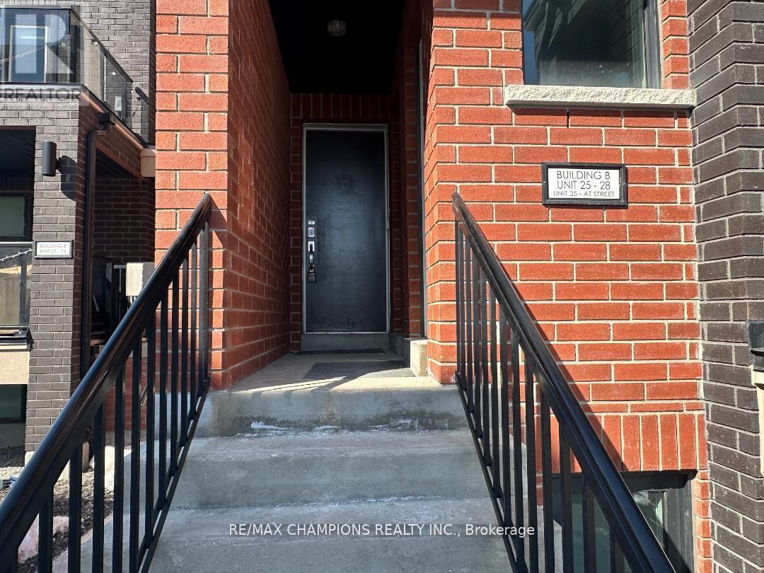 28 - 100 Dufay Road, Brampton, Ontario  L7A 4S3 - Photo 2 - W12386665