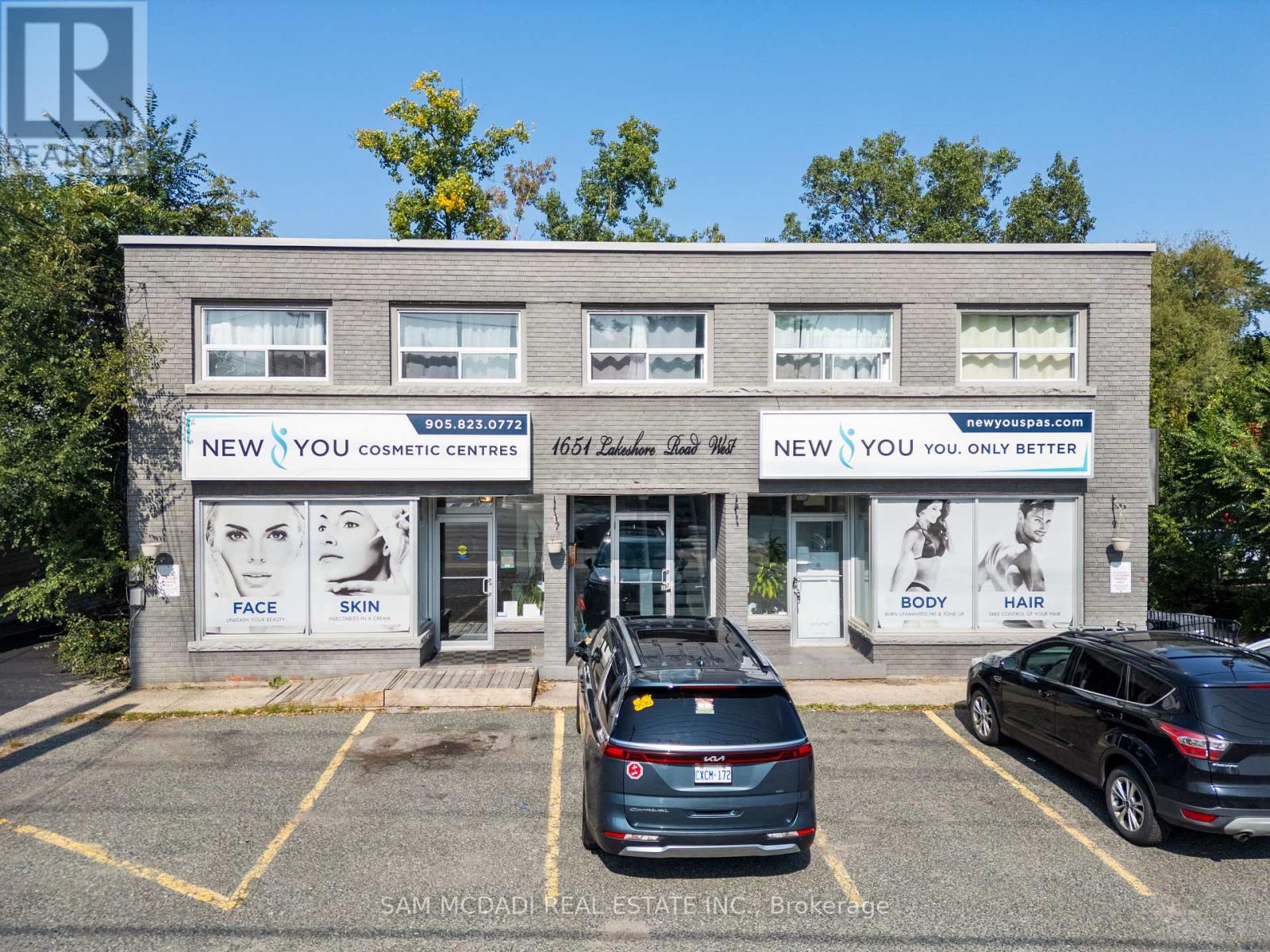 1651 Lakeshore Road W, Mississauga (Clarkson), Ontario  L5J 1J4 - Photo 1 - W12386671