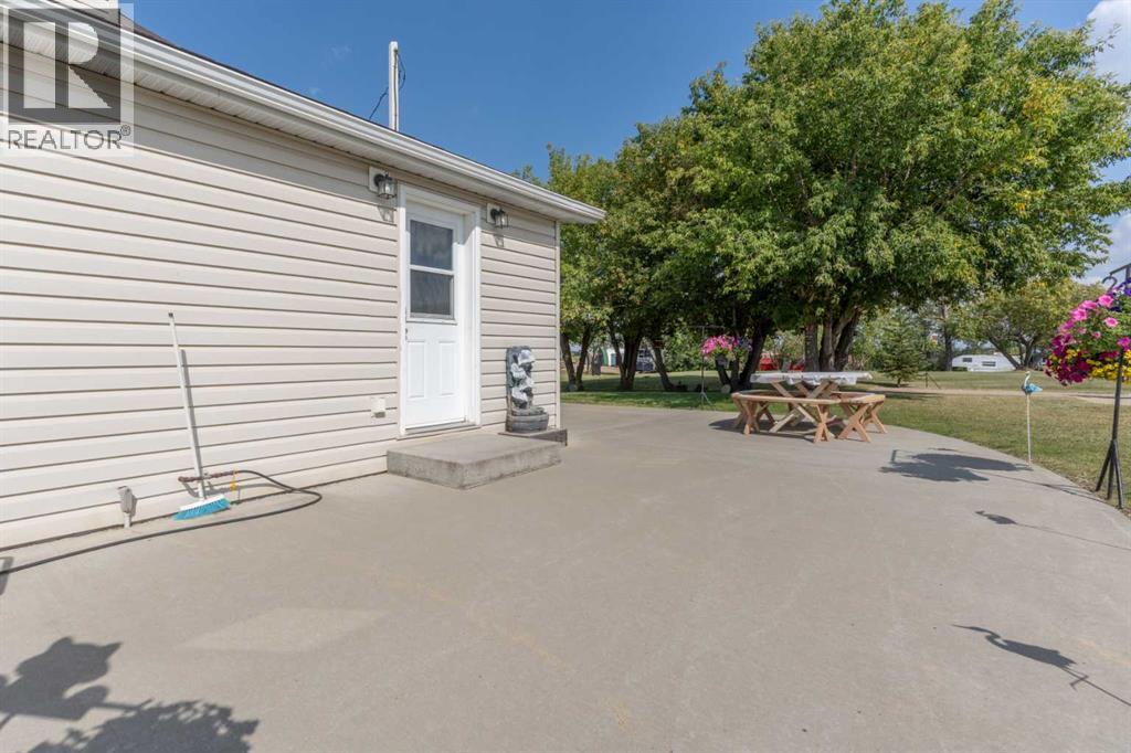 307 Manning Avenue, Heisler, Alberta  T0B 2A0 - Photo 29 - A2253670