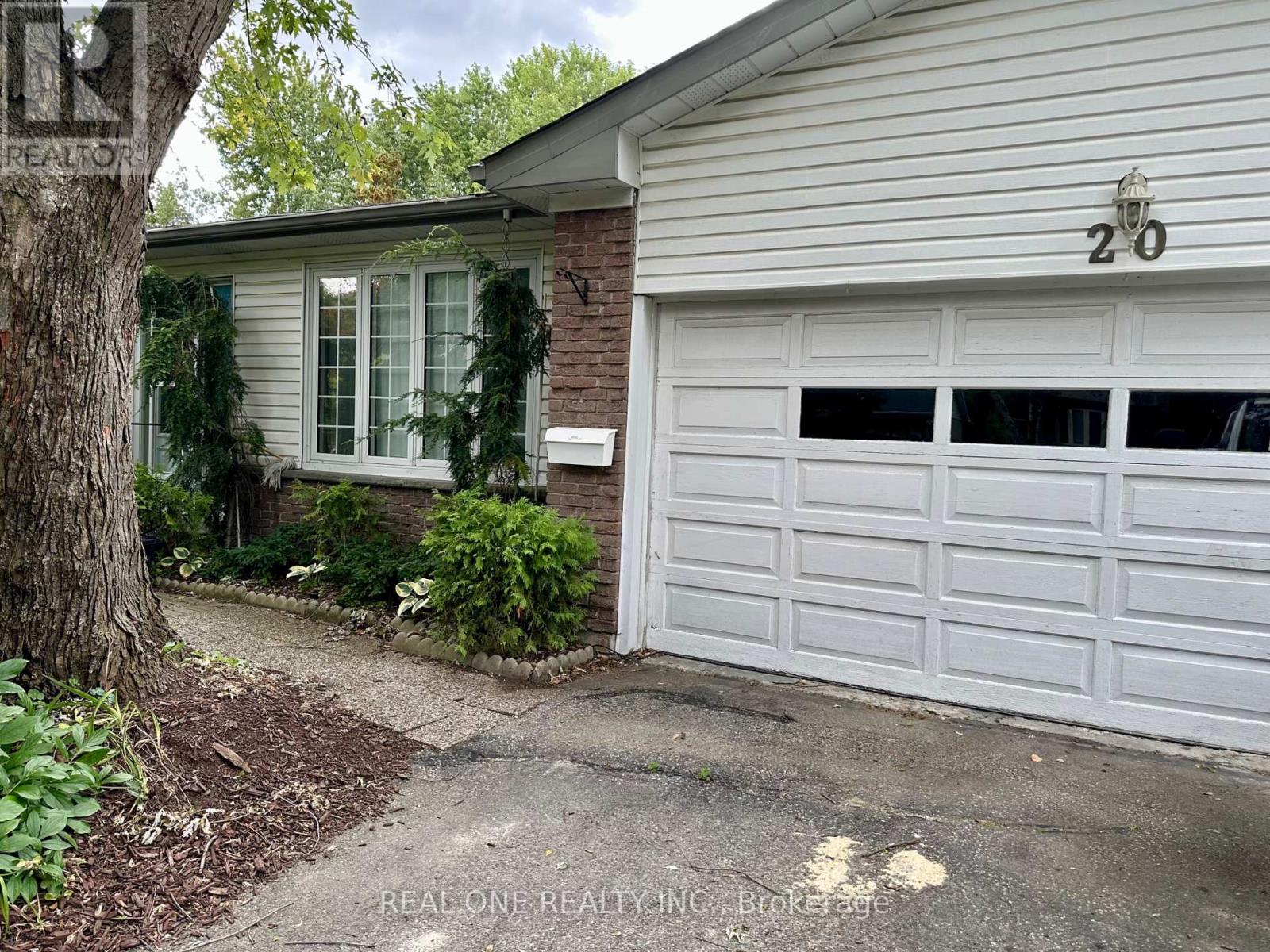 20 RATHFON CRESCENT, Richmond Hill, Ontario