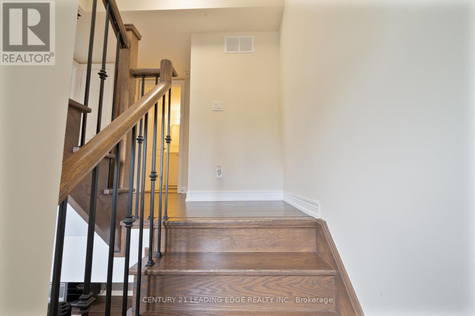 132 - 2 Dunsheath Way, Markham (Cornell), Ontario  L6B 1N3 - Photo 12 - N12386683
