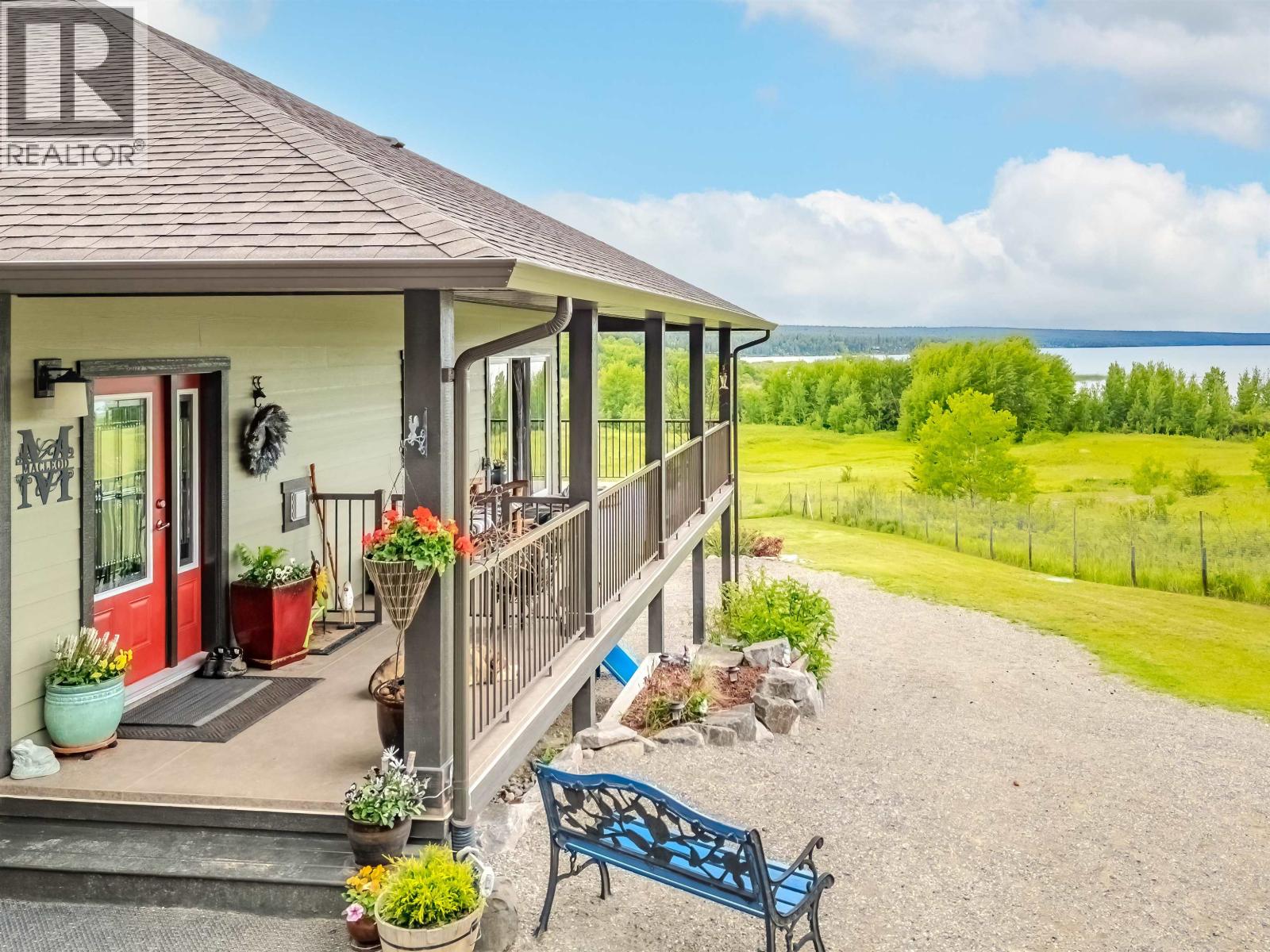 4162 LAC LA HACHE STATION ROAD, Lac La Hache, British Columbia