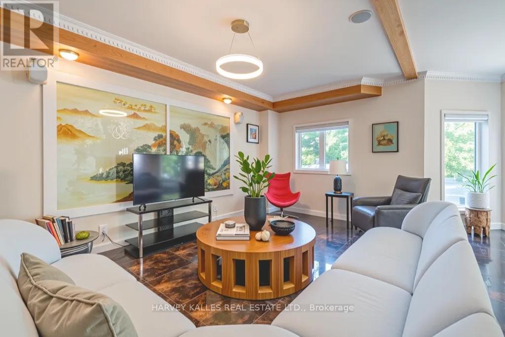 1623 Eglinton Avenue W, Mississauga (East Credit), Ontario  L5M 7C1 - Photo 13 - W12386699