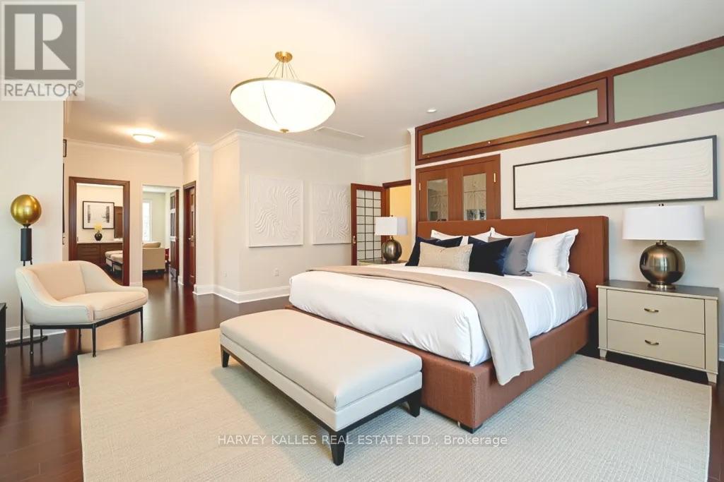 1623 Eglinton Avenue W, Mississauga (East Credit), Ontario  L5M 7C1 - Photo 20 - W12386699