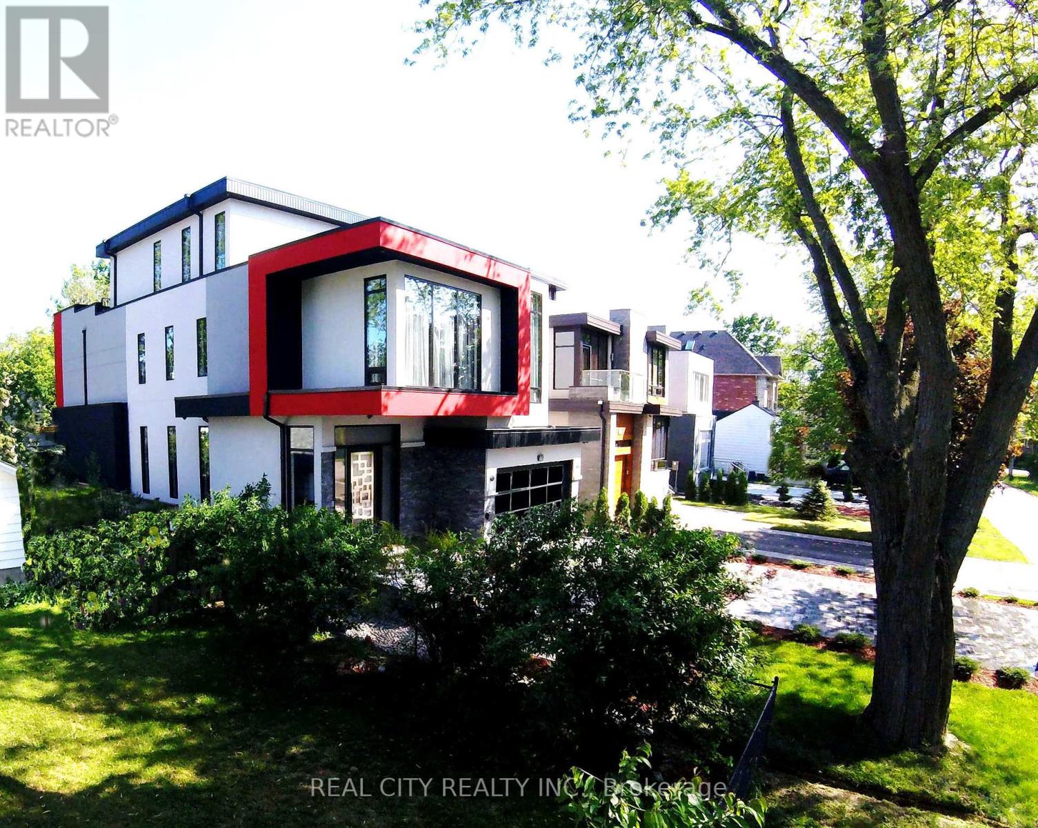 662 Byngmount Avenue, Mississauga (Lakeview), Ontario  L5G 1R4 - Photo 32 - W12386707