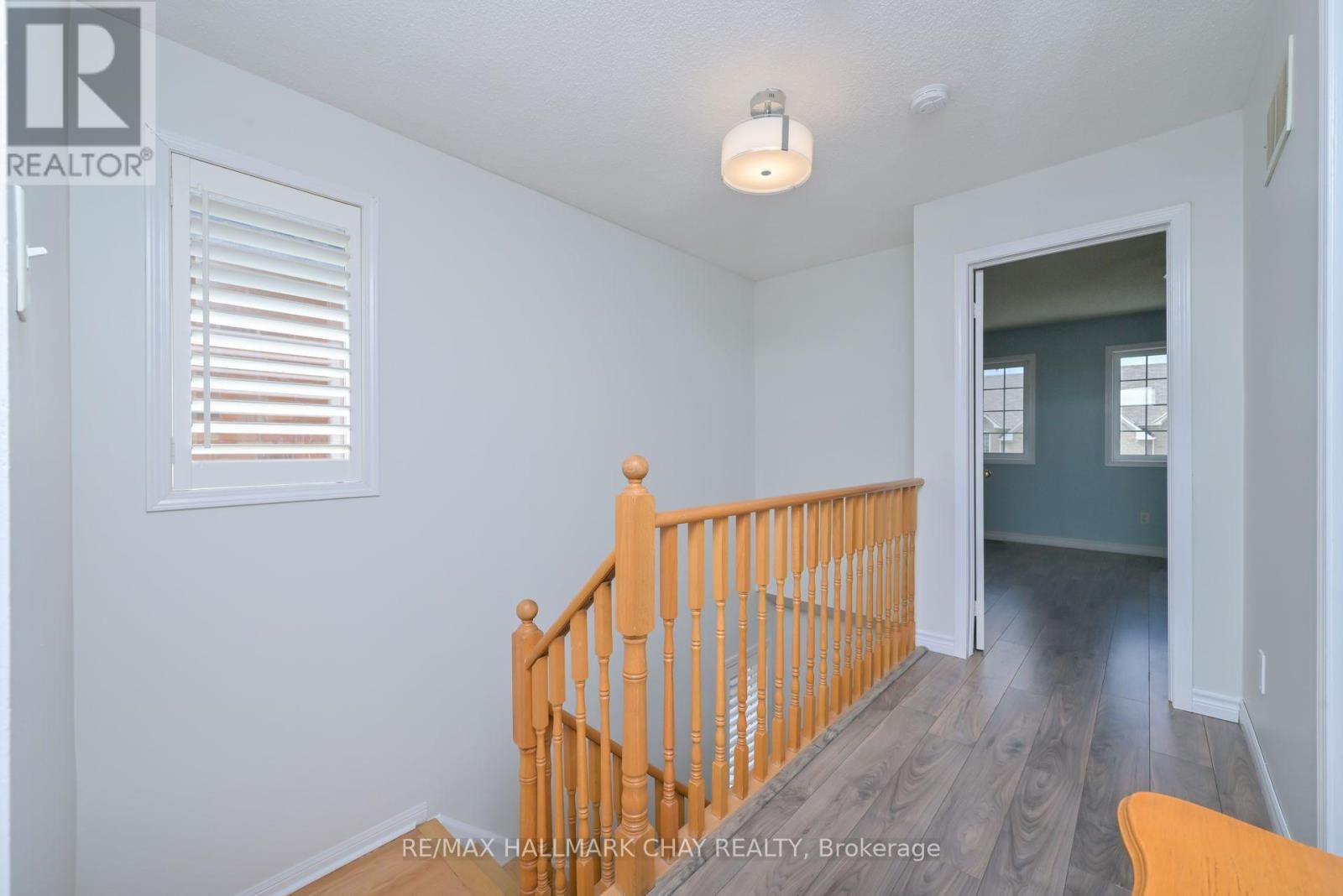 54 Cadillac Crescent, Brampton, Ontario  L7A 3B6 - Photo 14 - W12386712