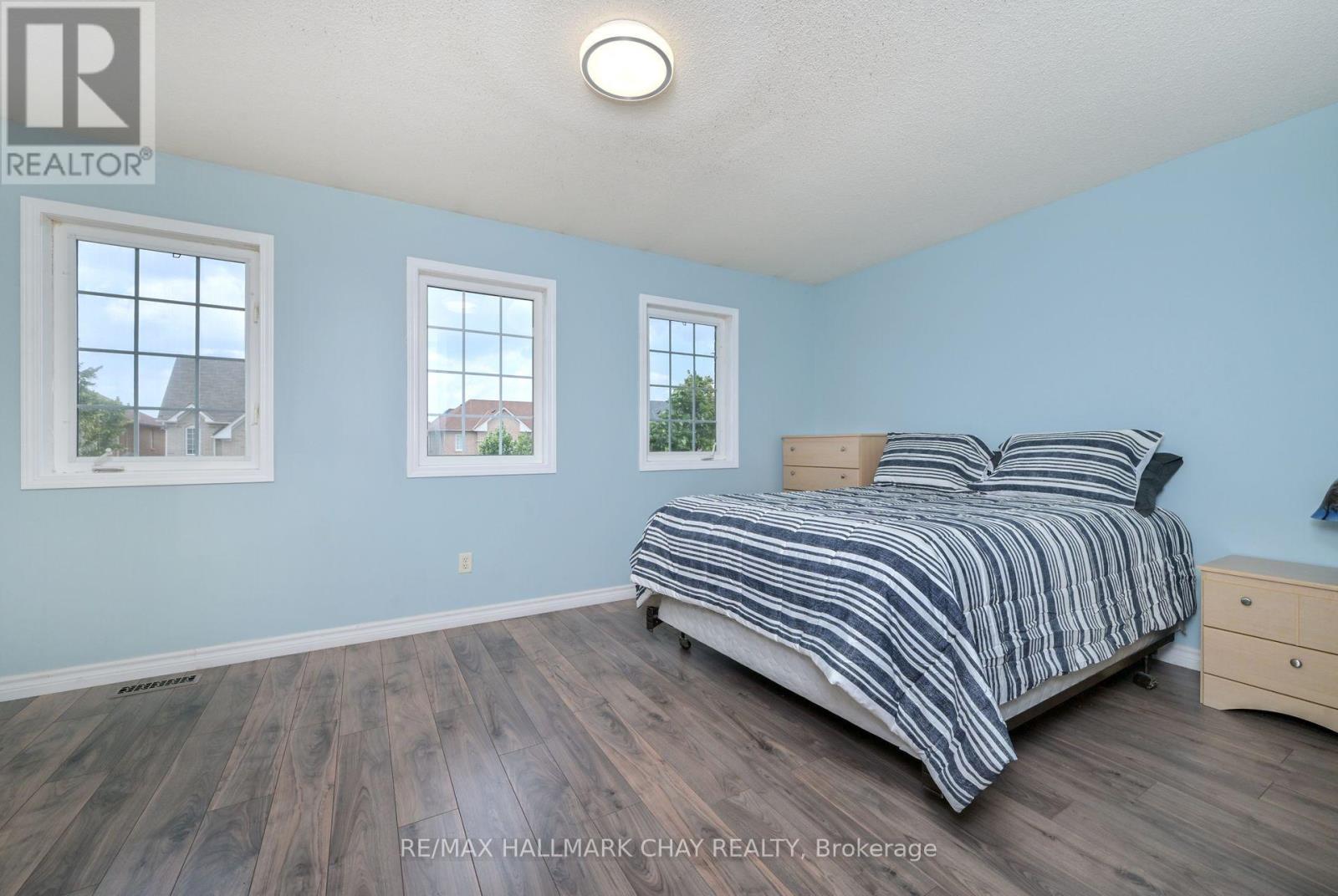 54 Cadillac Crescent, Brampton, Ontario  L7A 3B6 - Photo 15 - W12386712