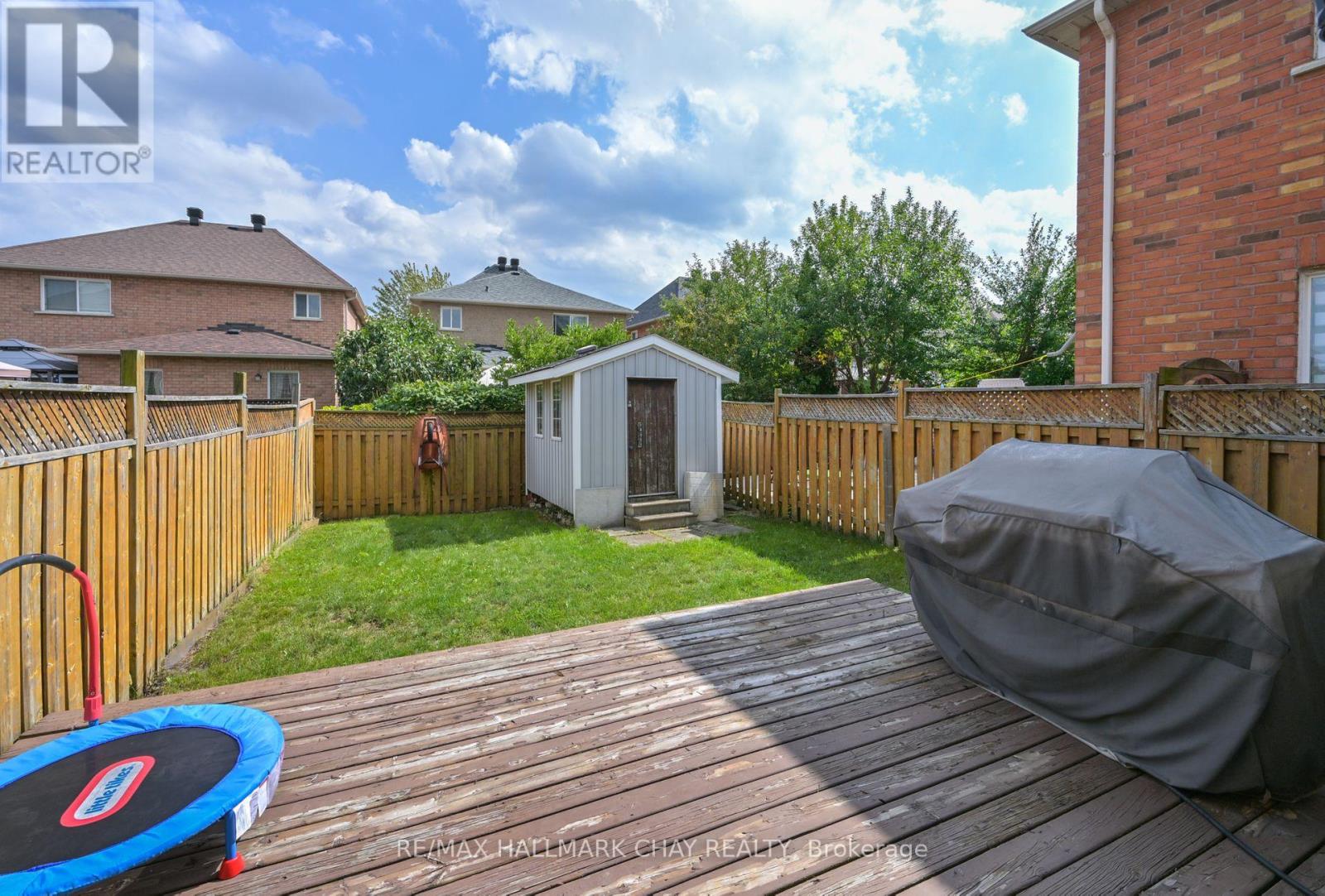 54 Cadillac Crescent, Brampton, Ontario  L7A 3B6 - Photo 25 - W12386712
