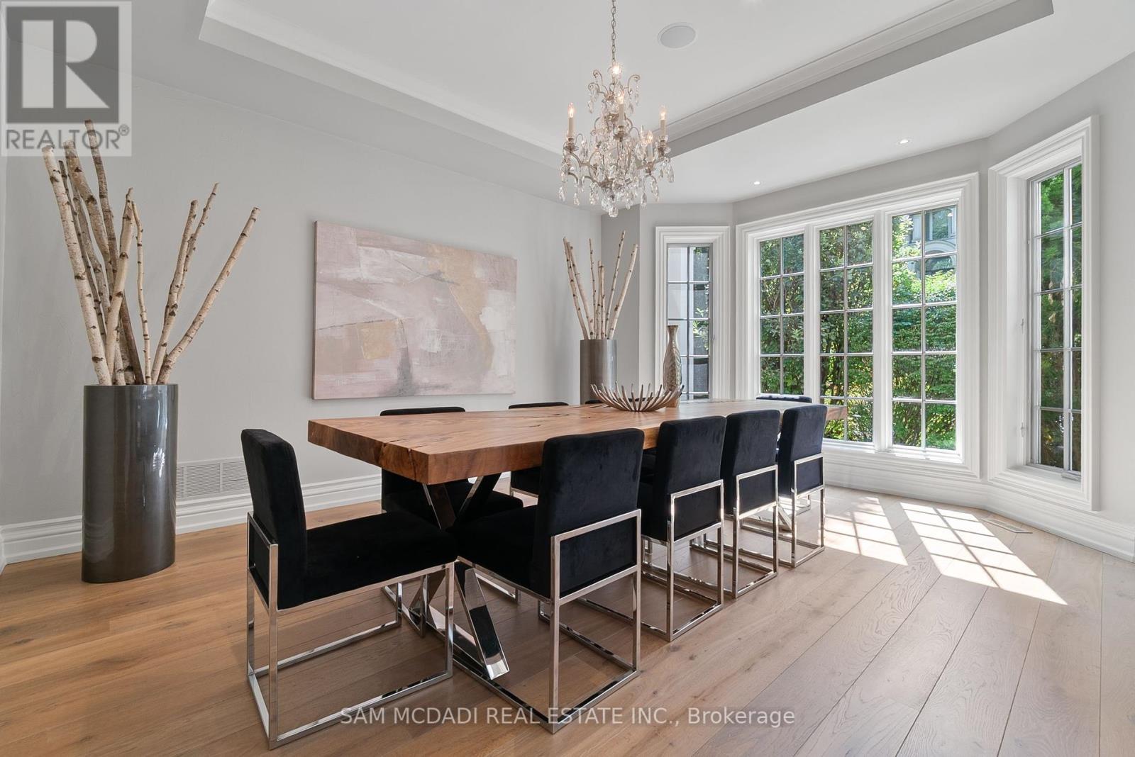 2025 Heartwood Court, Mississauga (Erindale), Ontario  L5C 4P7 - Photo 13 - W12386714
