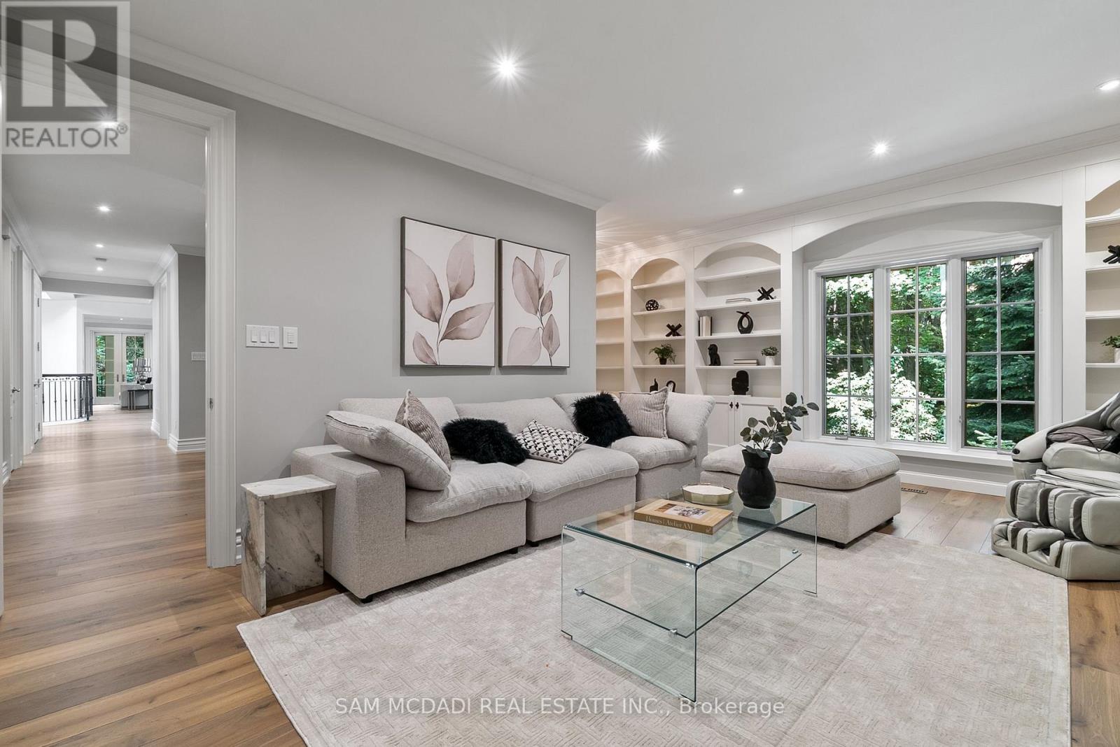 2025 Heartwood Court, Mississauga (Erindale), Ontario  L5C 4P7 - Photo 15 - W12386714