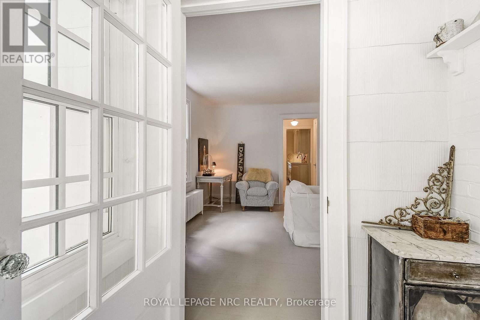 2 Pinehill Road, St. Catharines, Ontario  L2R 3R5 - Photo 20 - X12385886