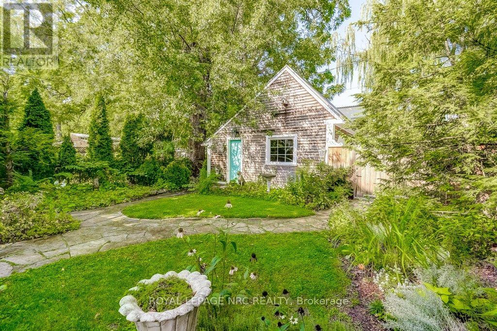 2 Pinehill Road, St. Catharines, Ontario  L2R 3R5 - Photo 45 - X12385886