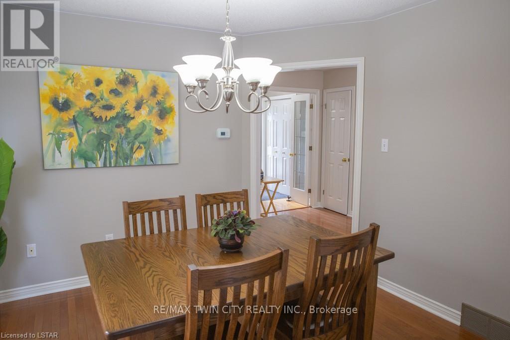 42 Redwood Lane, London East, Ontario  N5V 4C4 - Photo 7 - X12386694