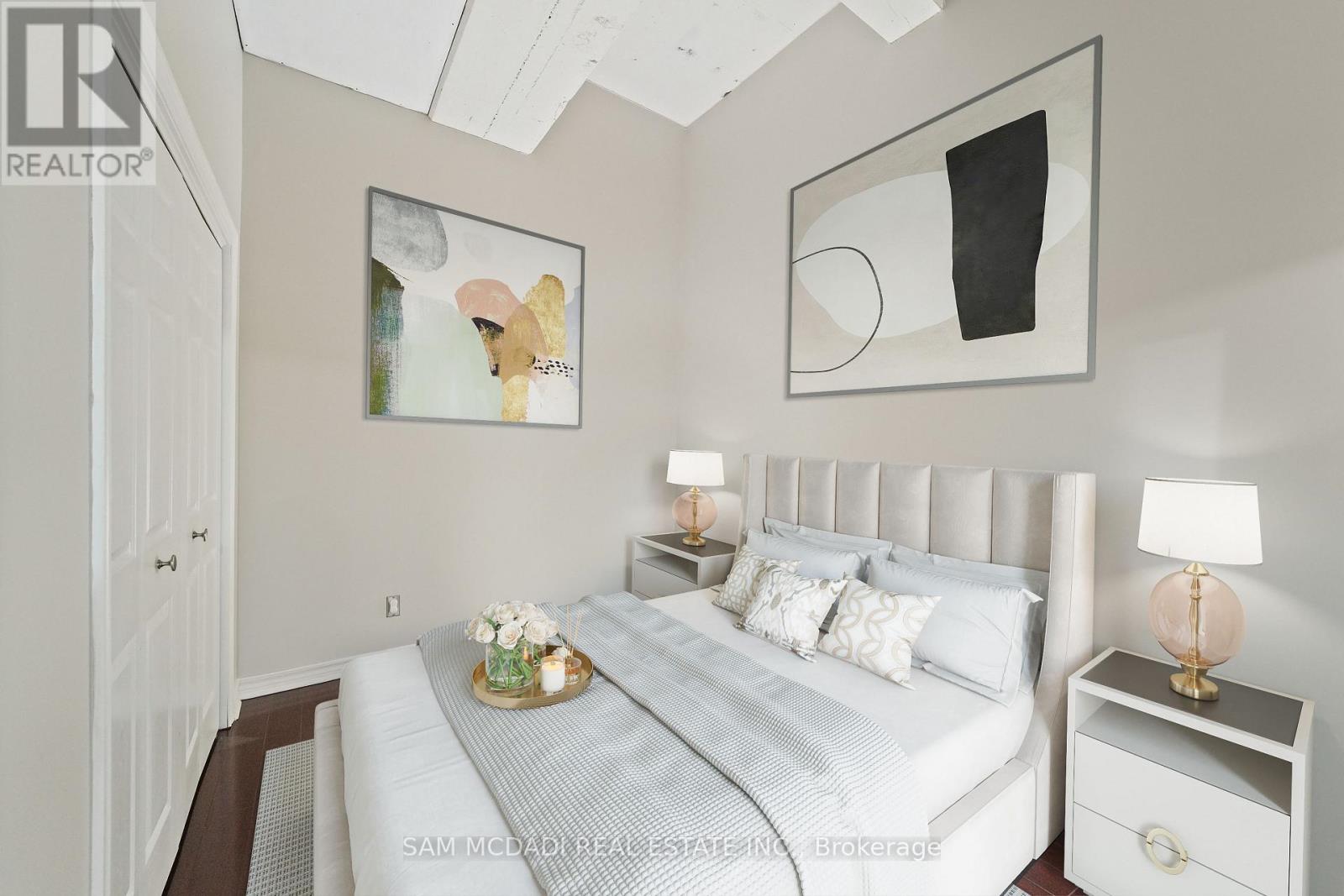 301 - 80 King William Street, Hamilton (Beasley), Ontario  L8R 0A1 - Photo 11 - X12386695