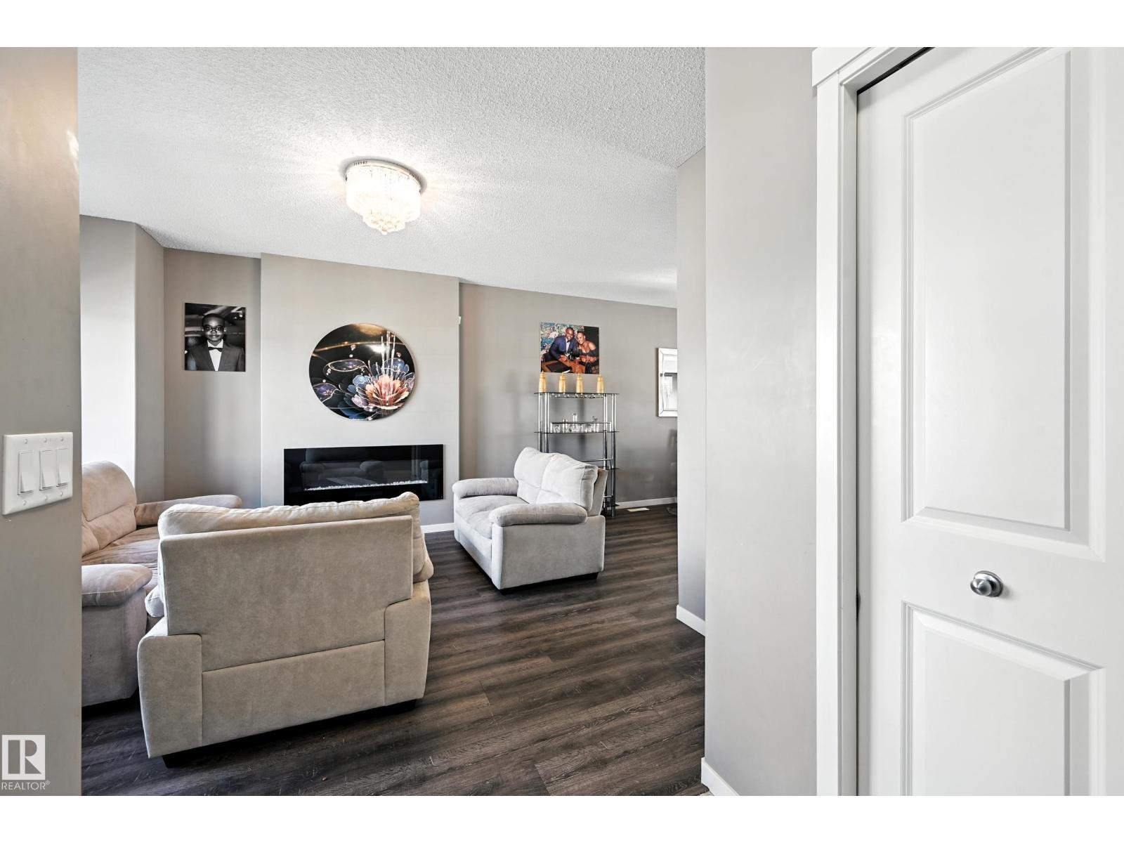 6321 170 Av Nw, Edmonton, Alberta  T5Y 3X7 - Photo 6 - E4456440