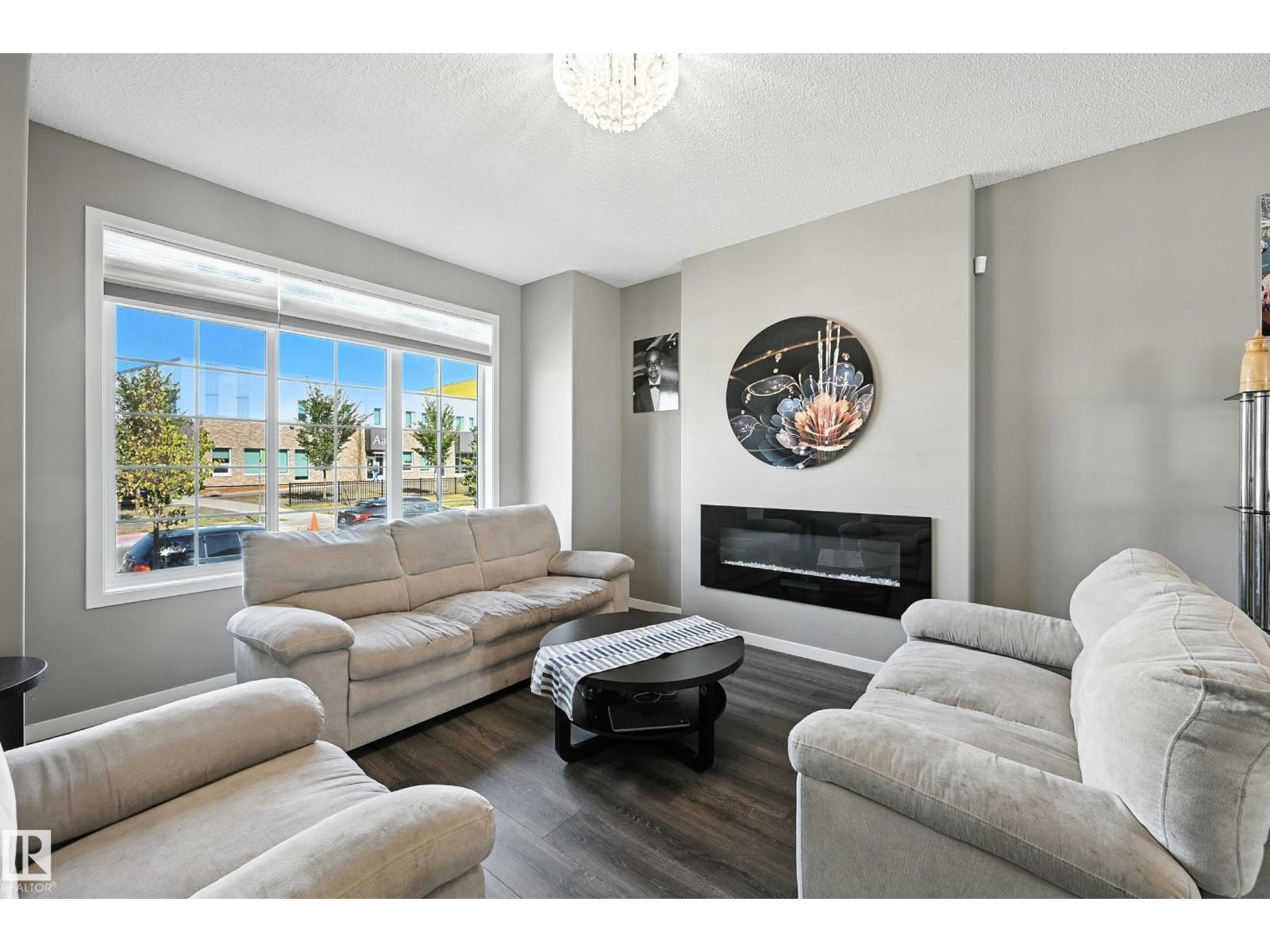 6321 170 Av Nw, Edmonton, Alberta  T5Y 3X7 - Photo 2 - E4456440