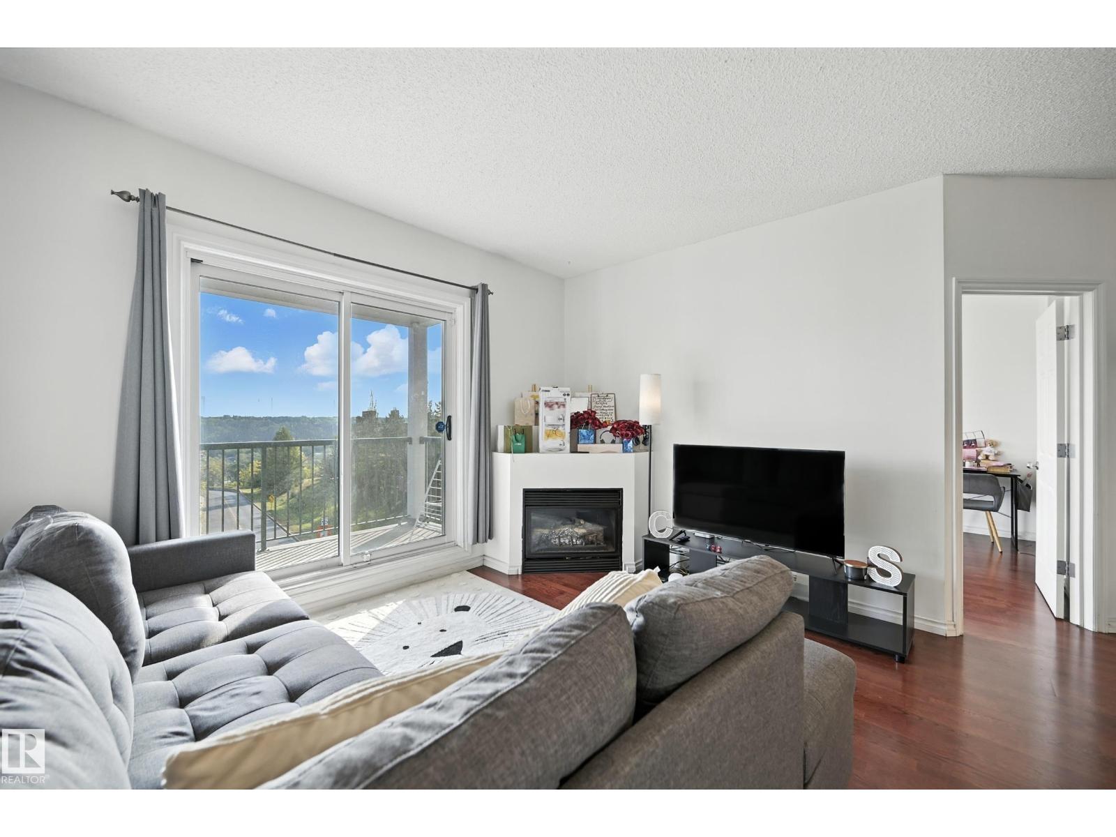 #301 10118 95 St Nw, Edmonton, Alberta  T5J 1R3 - Photo 5 - E4456424