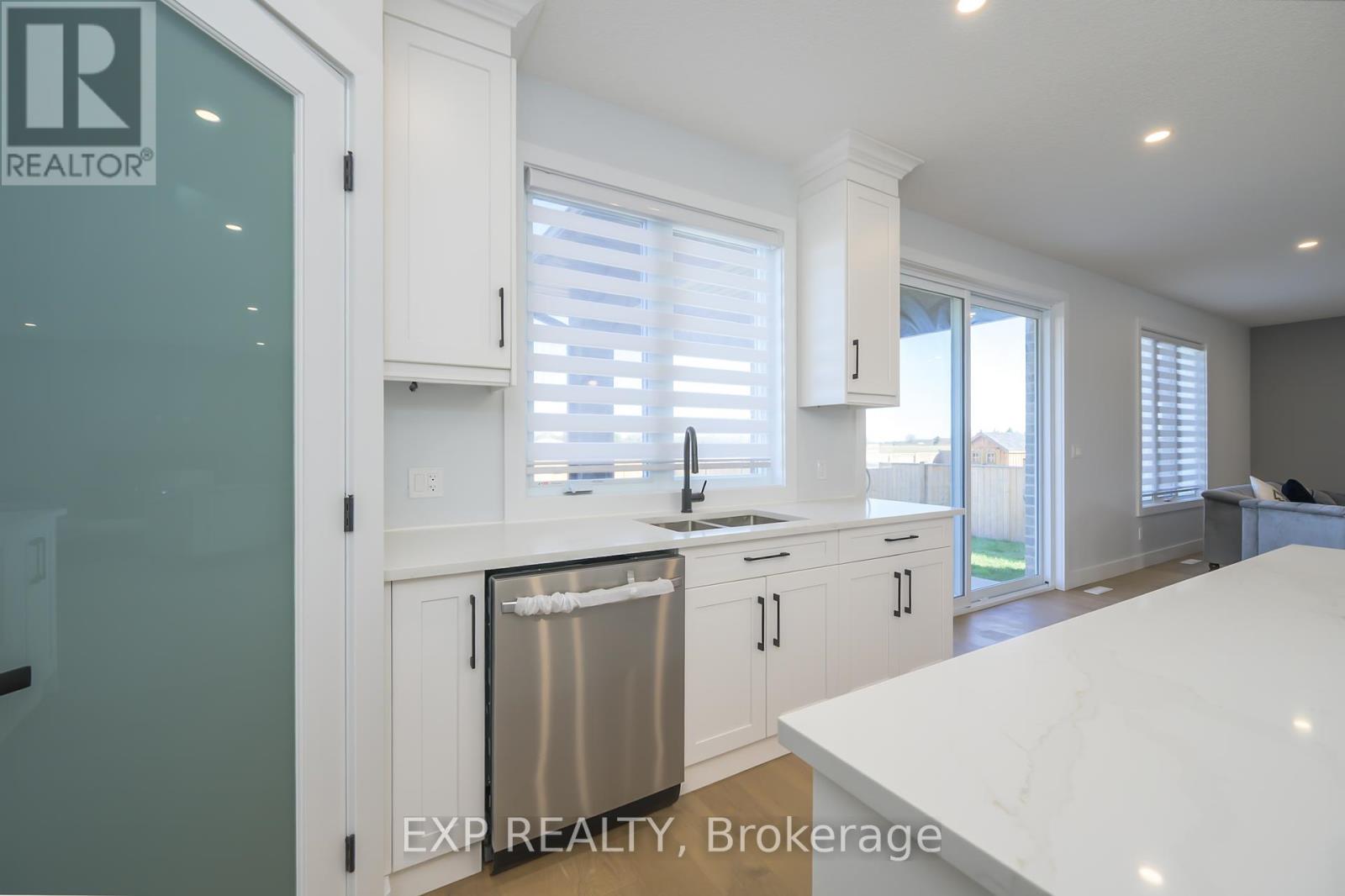 280 Nancy Street, Dutton/dunwich (Dutton), Ontario  N0L 1J0 - Photo 13 - X12386721