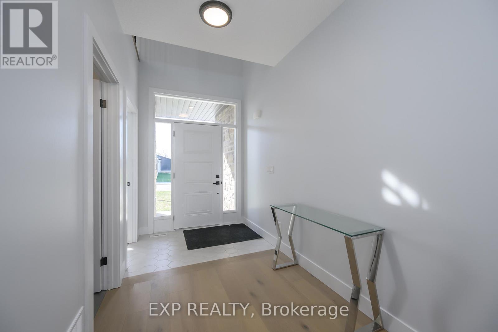 280 Nancy Street, Dutton/dunwich (Dutton), Ontario  N0L 1J0 - Photo 2 - X12386721