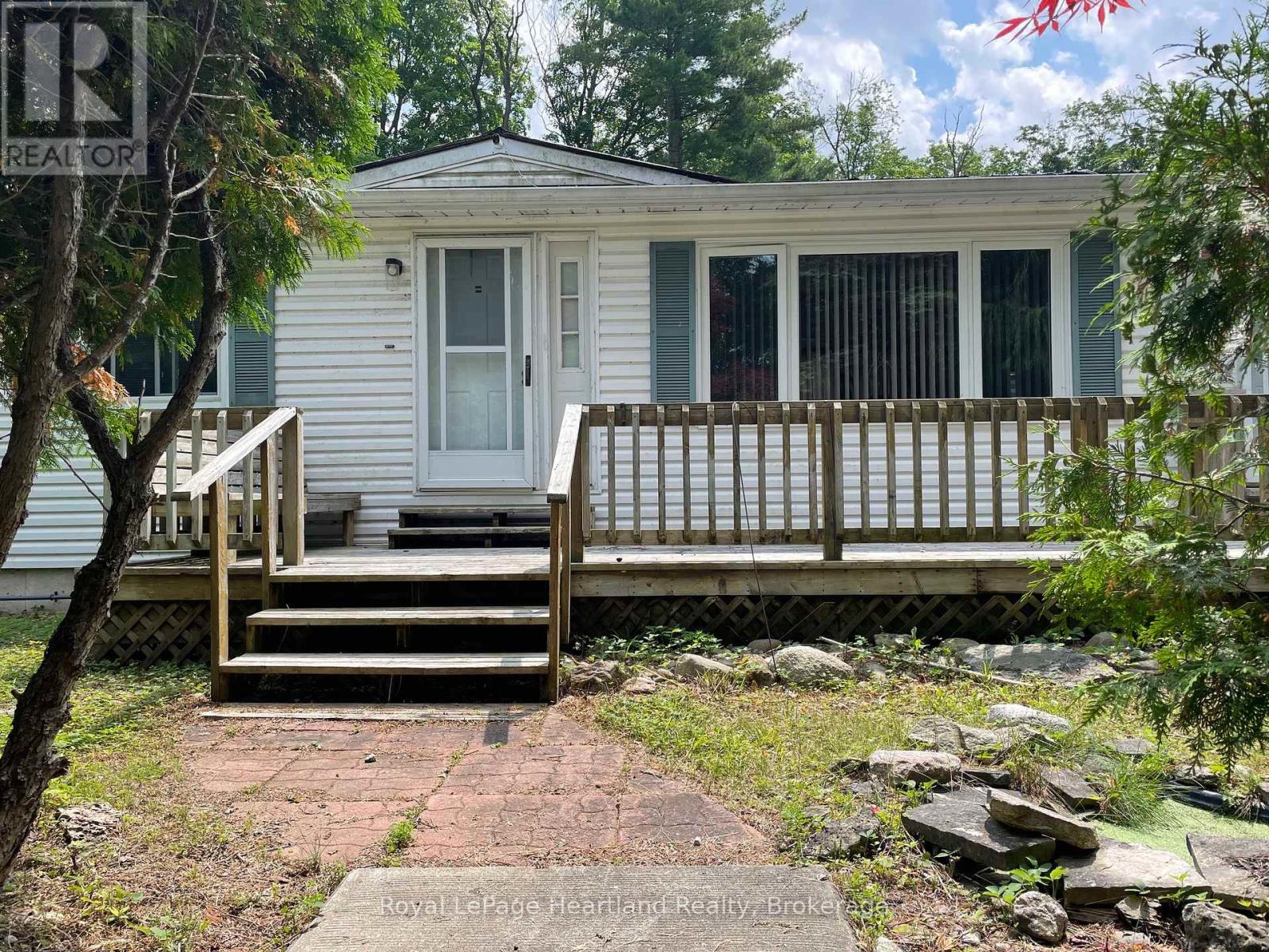 902 White Cedar Dr. - 35791 Bayfield River Road, Central Huron, Ontario  N0M 1G0 - Photo 2 - X12259219
