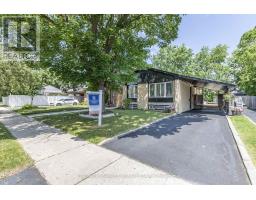 20 HALLOW CRESCENT