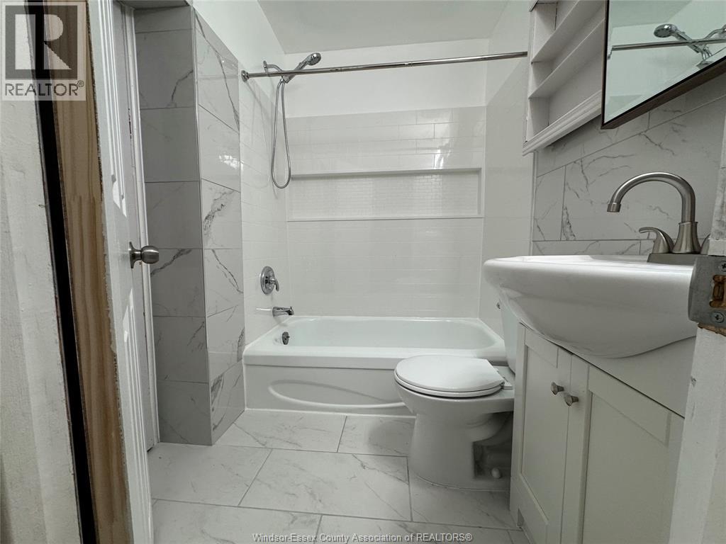485 Bruce Unit# 2, Windsor, Ontario  N9A 4X1 - Photo 9 - 25022581