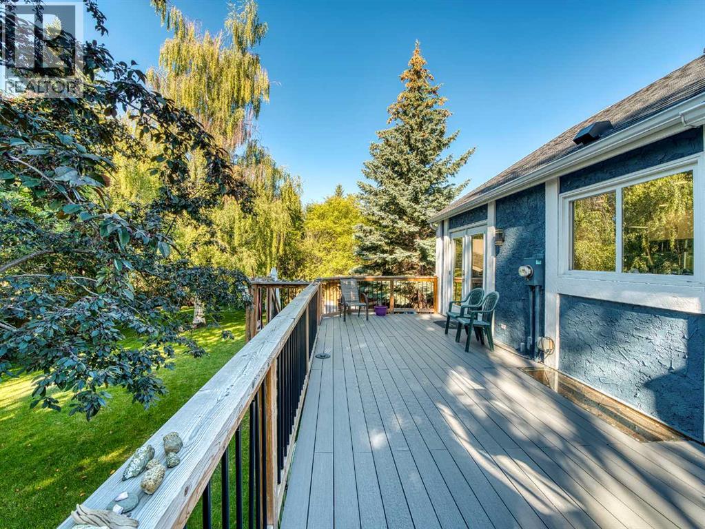 119 Pump Hill Bay Sw, Calgary, Alberta  T2V 4L6 - Photo 35 - A2253037