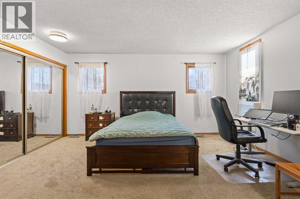 132 Scenic Cove Circle Nw, Calgary, Alberta  T3L 1M9 - Photo 18 - A2254055