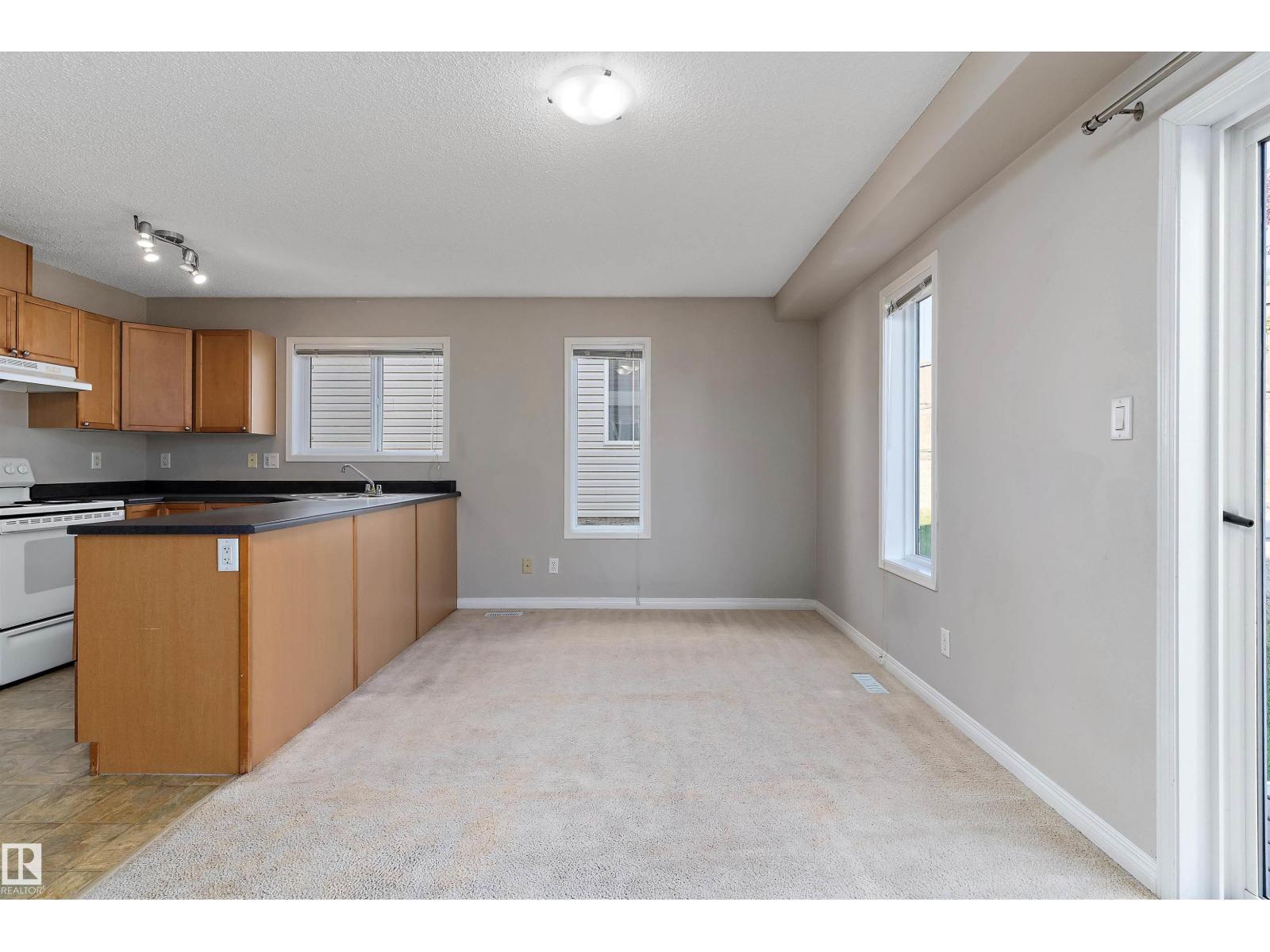 #6 130 Hyndman Cr Nw, Edmonton, Alberta  T5A 0E8 - Photo 7 - E4456601