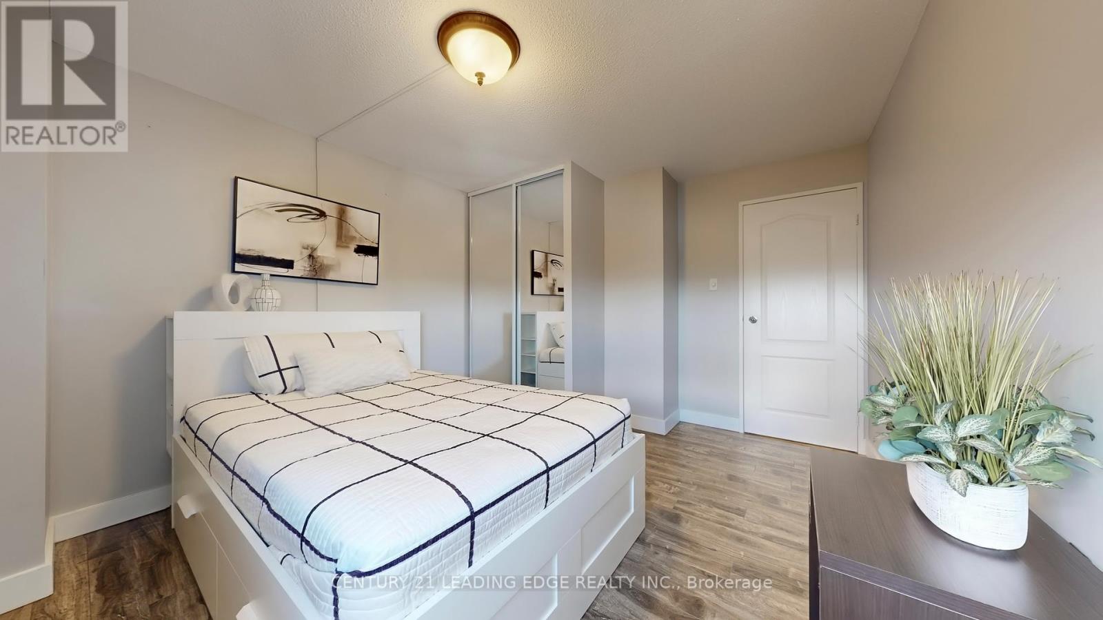 1611 - 3845 Lake Shore Boulevard W, Toronto, Ontario  M8W 4Y3 - Photo 36 - W12367894