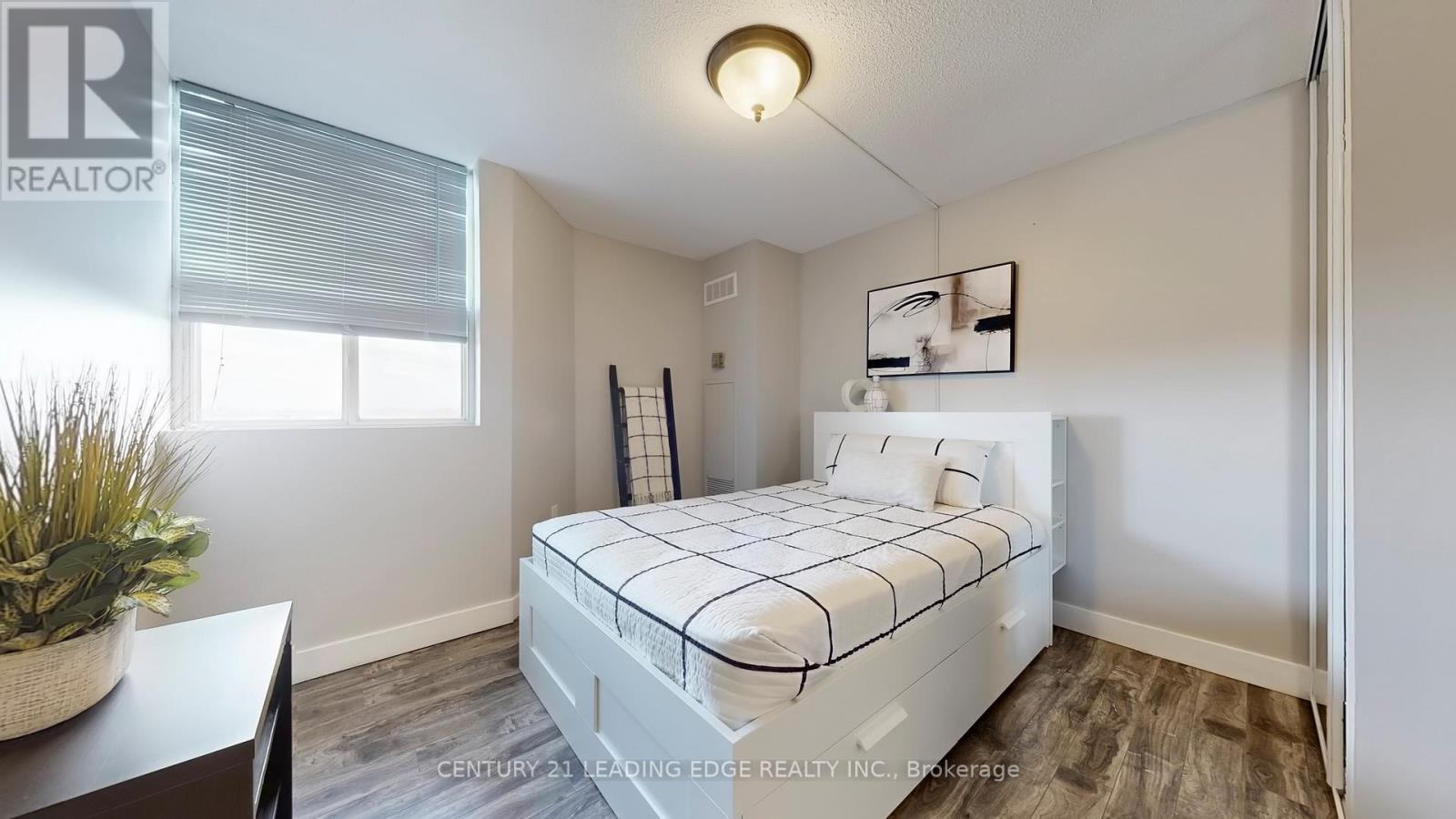 1611 - 3845 Lake Shore Boulevard W, Toronto, Ontario  M8W 4Y3 - Photo 35 - W12367894