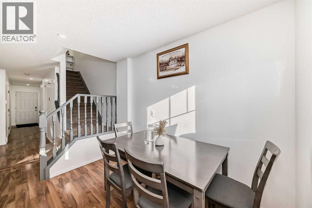 56 Saddletree Court Ne, Calgary, Alberta  T3J 5L1 - Photo 5 - A2206794