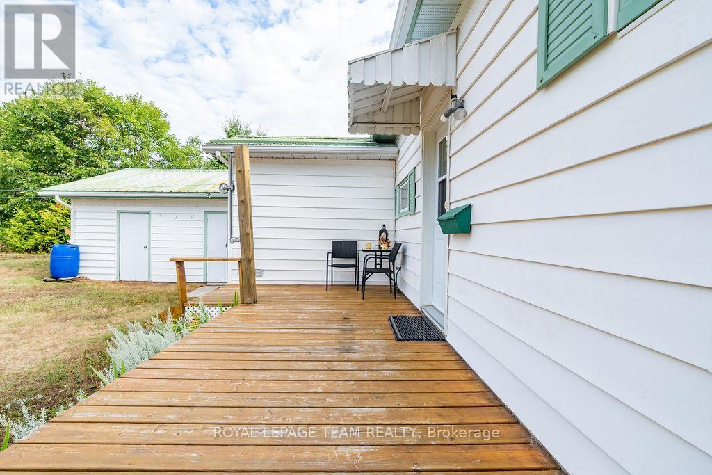59 Drohan Street, Madawaska Valley, Ontario  K0J 2M0 - Photo 10 - X12386751