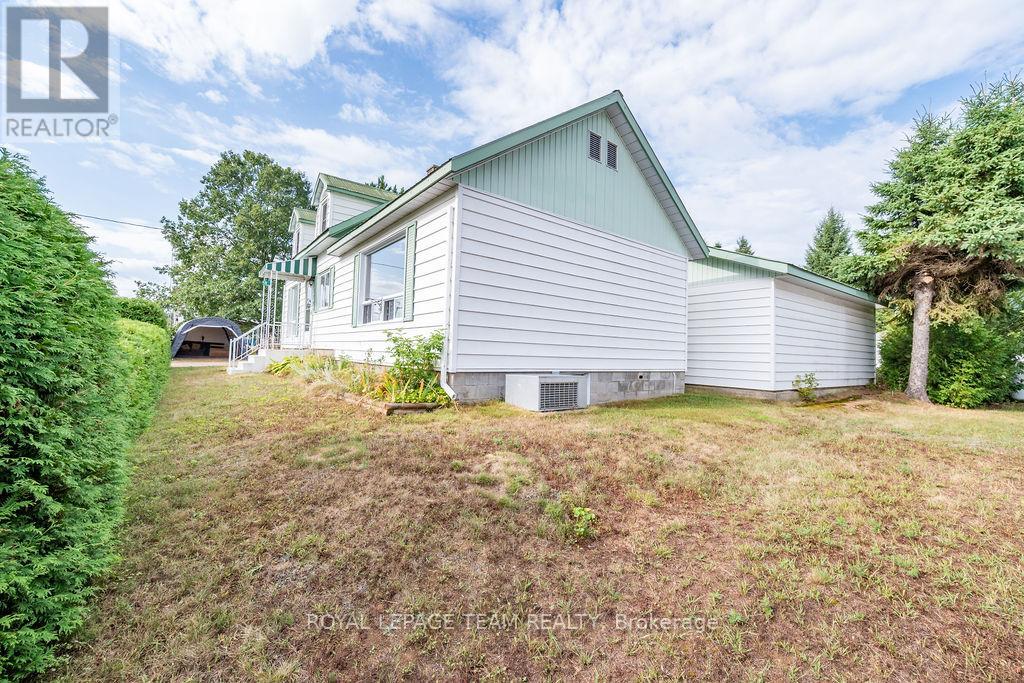 59 Drohan Street, Madawaska Valley, Ontario  K0J 2M0 - Photo 16 - X12386751