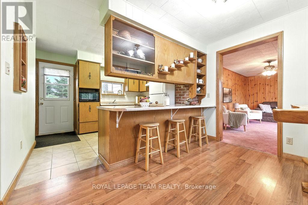 59 Drohan Street, Madawaska Valley, Ontario  K0J 2M0 - Photo 22 - X12386751