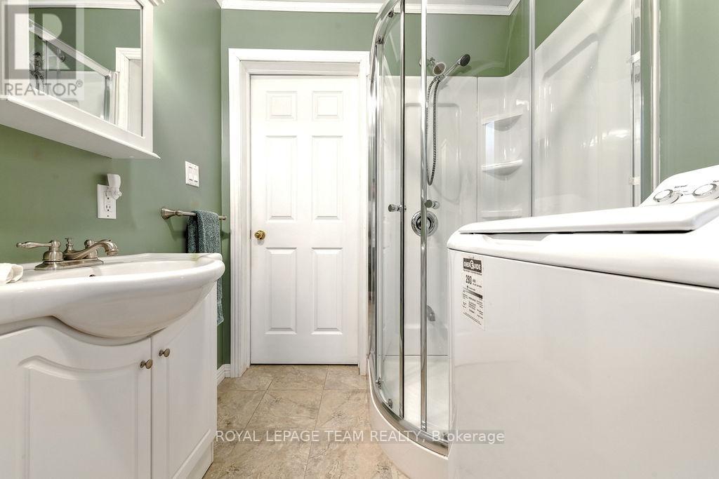 59 Drohan Street, Madawaska Valley, Ontario  K0J 2M0 - Photo 31 - X12386751