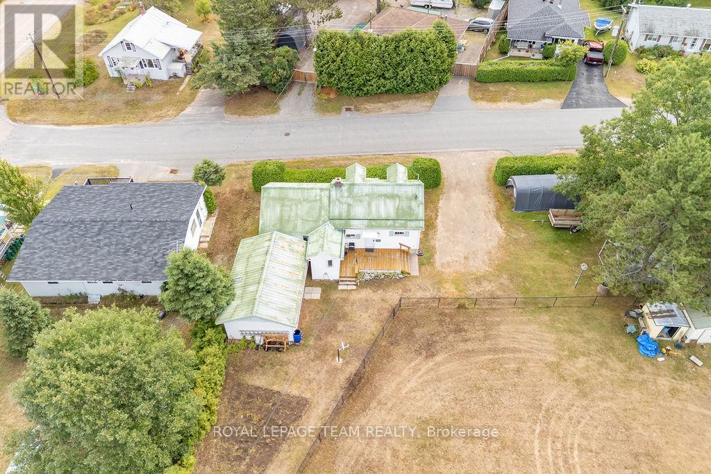 59 Drohan Street, Madawaska Valley, Ontario  K0J 2M0 - Photo 4 - X12386751