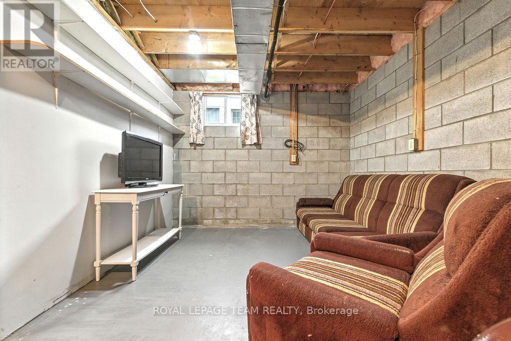 59 Drohan Street, Madawaska Valley, Ontario  K0J 2M0 - Photo 41 - X12386751
