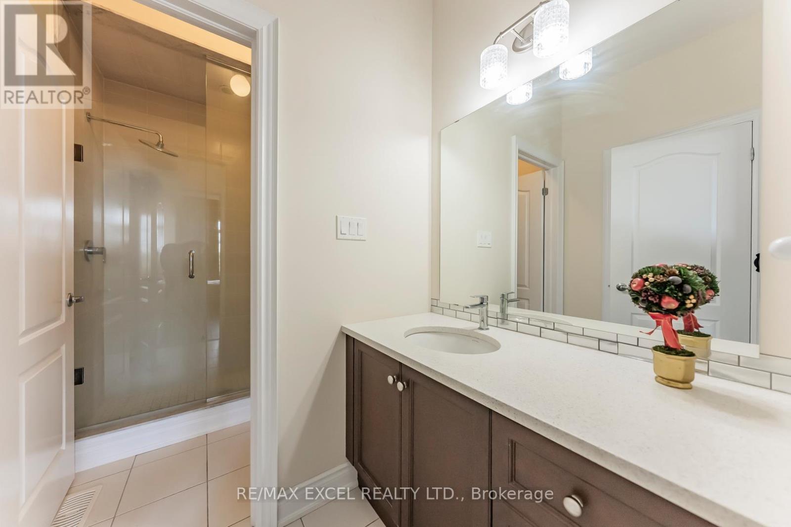 21 Paradise Valley Trail, King (Nobleton), Ontario  L7B 0A5 - Photo 41 - N12382927