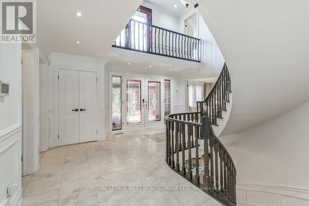 Property at 41 VANCHO CRESCENT image 2