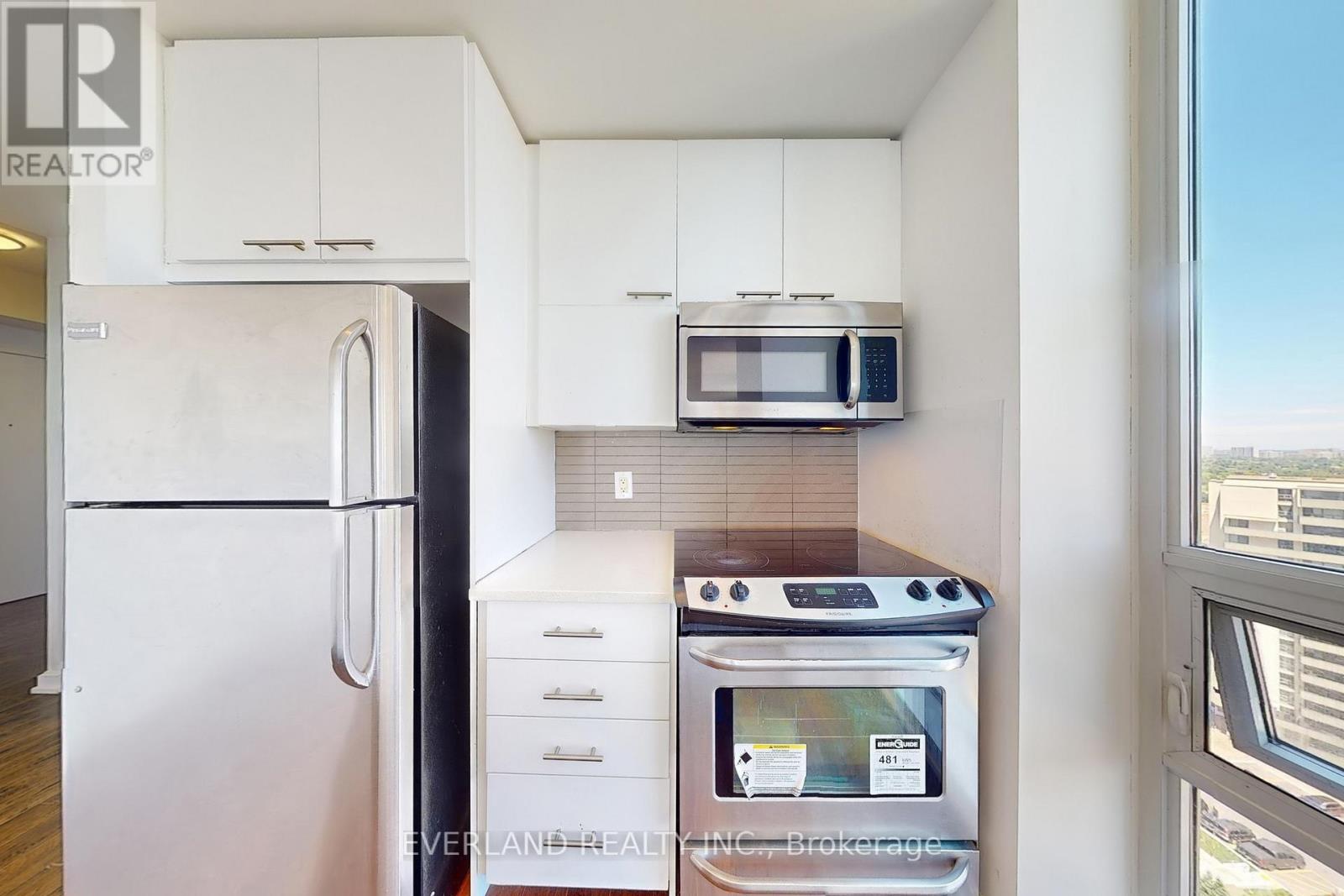1708 - 66 Forest Manor Road, Toronto (Henry Farm), Ontario  M2J 0B7 - Photo 7 - C12386754