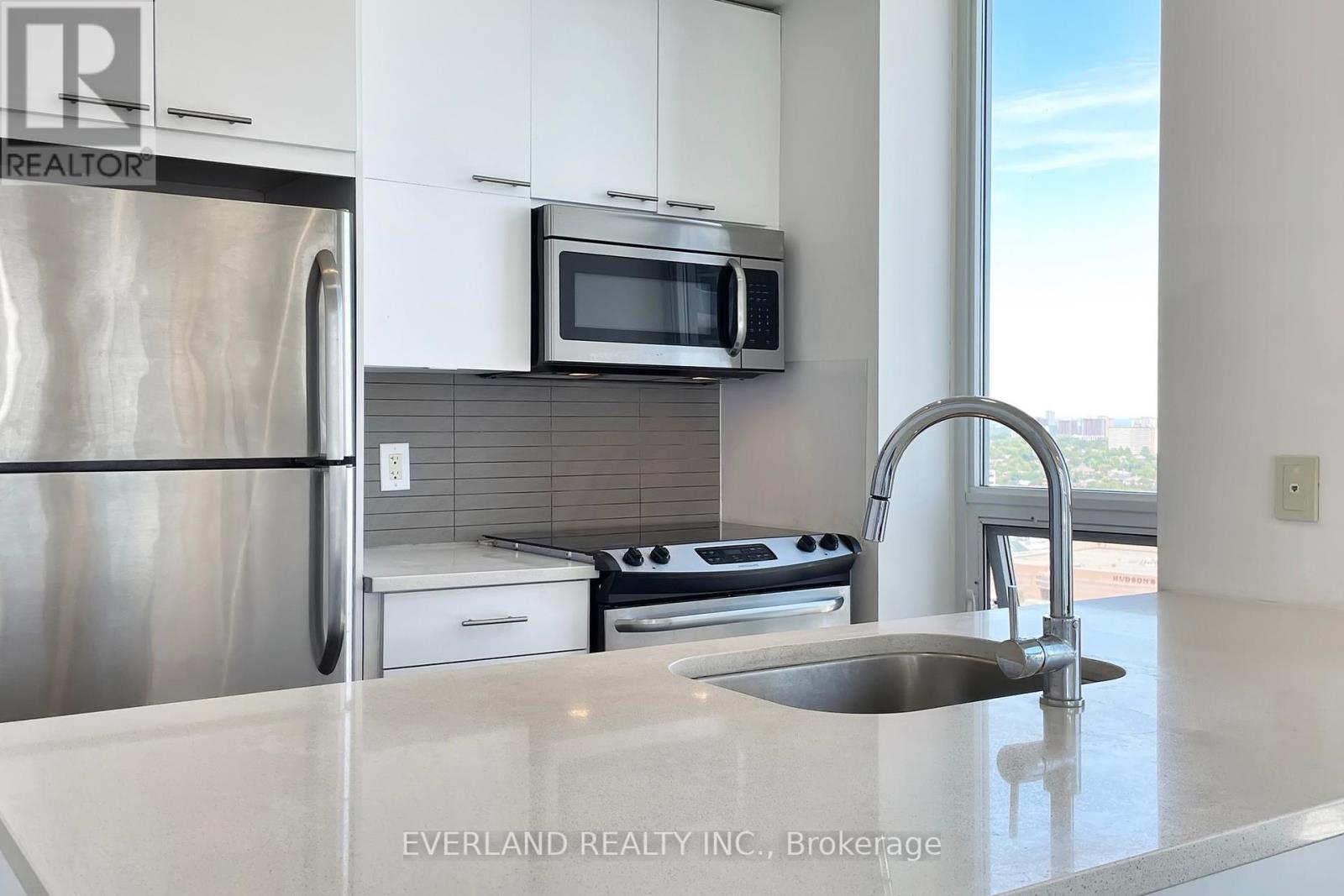 1708 - 66 Forest Manor Road, Toronto (Henry Farm), Ontario  M2J 0B7 - Photo 8 - C12386754