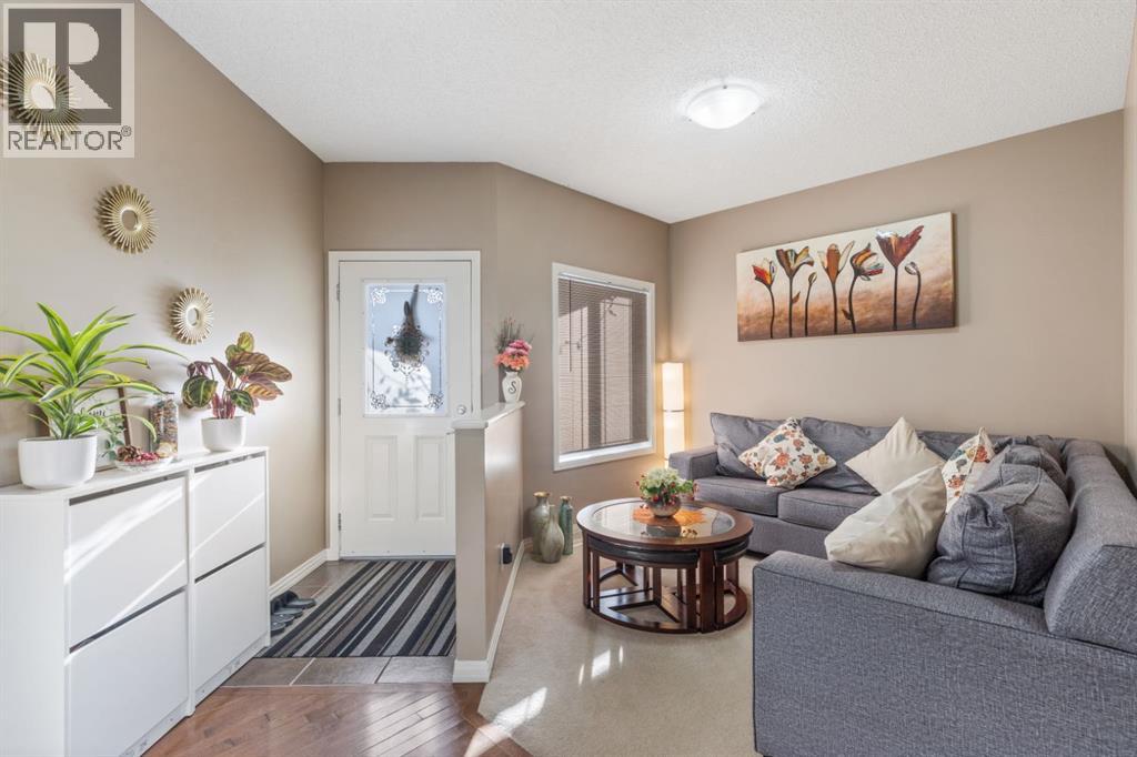 393 Windermere Drive, Chestermere, Alberta  T1X 0C6 - Photo 5 - A2252318